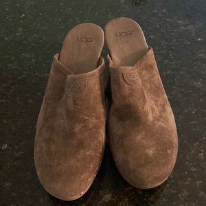 UGG clogs